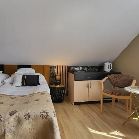 Rekin Privatunterkunft *